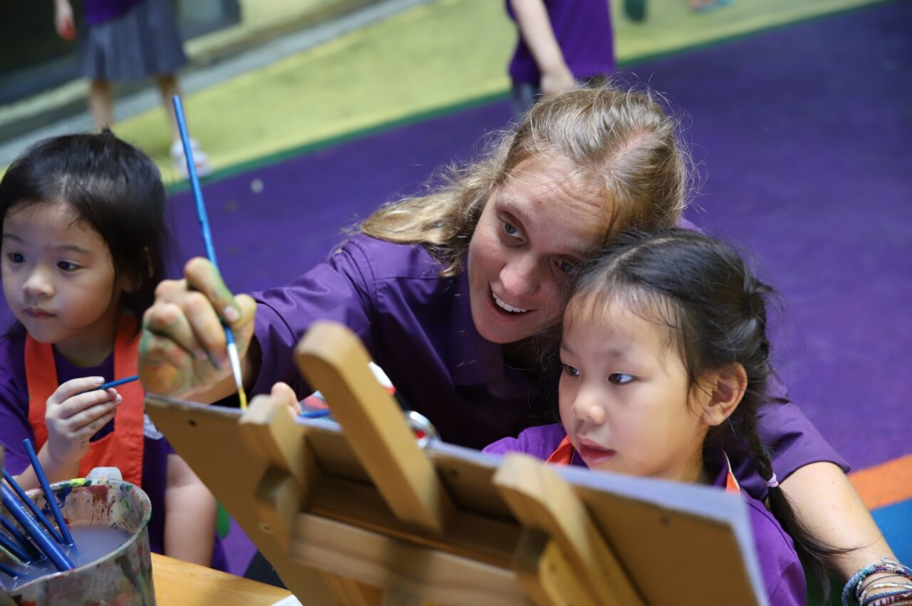 co-nen-cho-tre-hoc-nhieu-ngon-ngu-01