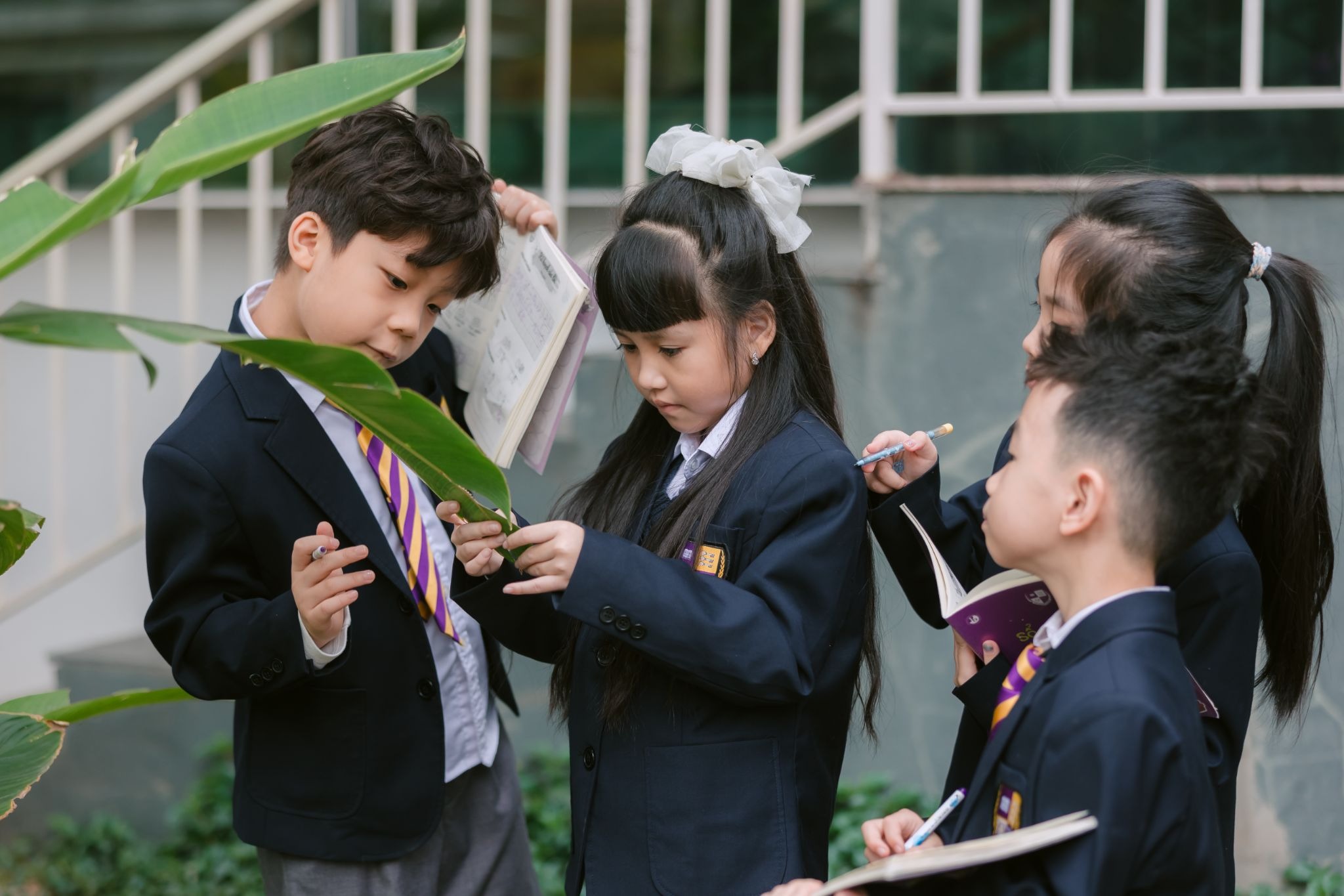 Những kh&oacute; khăn cần c&acirc;n nhắc khi cho con học song ngữ từ lớp 1
