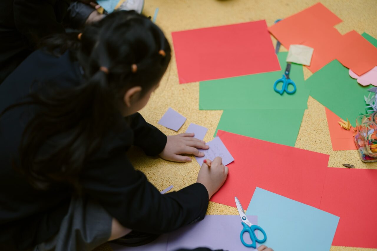 nguyen-nhan-tre-thieu-ky-nang-song-02 nguyen-nhan-tre-thieu-ky-nang-song-02