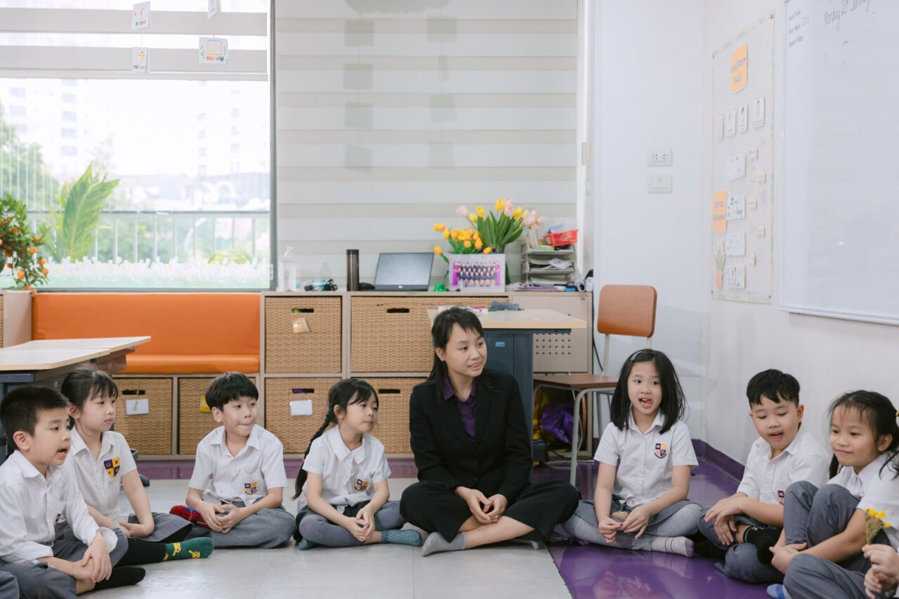 day-tre-ky-nang-thoat-hiem-khi-co-chay-03 day-tre-ky-nang-thoat-hiem-khi-co-chay-03