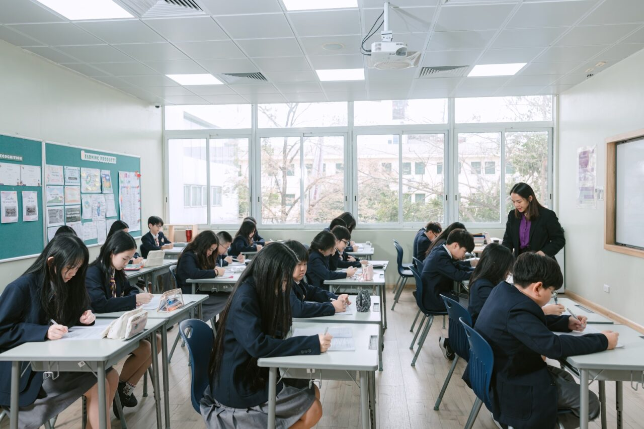 co-nen-cho-con-hoc-truong-song-ngu-04