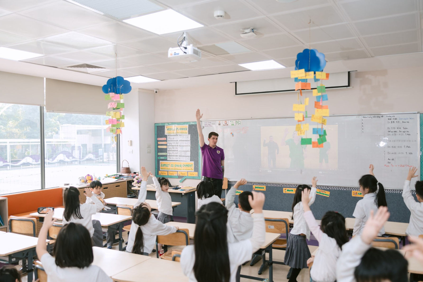 cac-truong-tieu-hoc-song-ngu-tai-ha-noi-04